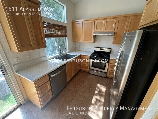 Photo - 1511 Alyssum Way