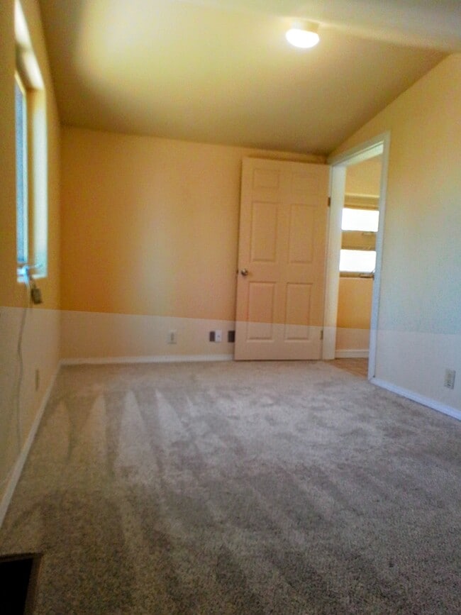 Photo - 2633 G Rd