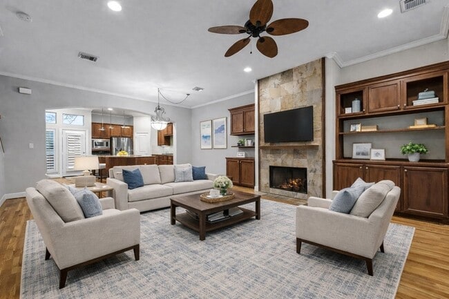 Photo - 584 Bomar St