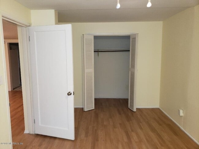 Photo - 6348 Hyde Grove Ave