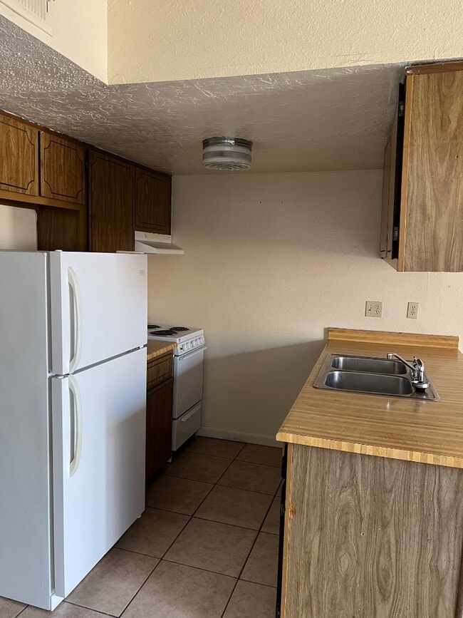920 San Pedro Dr SE