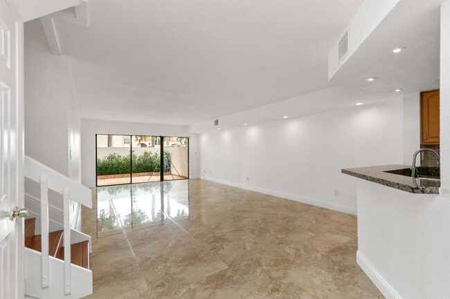 Photo - 3530 Magellan Cir