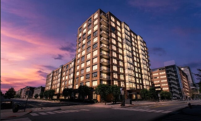 Building Photo - 1450 Washington St Unit 620