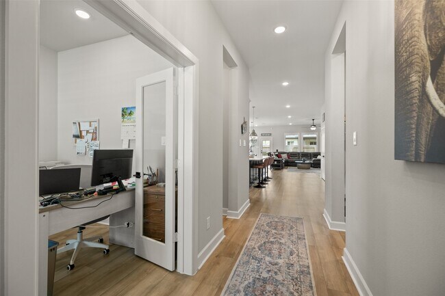 Photo - 29622 Cedar Elm Wy