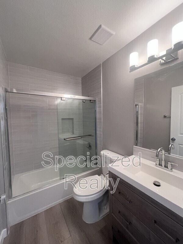 Photo - 7038 Vesper Ave Unit 203