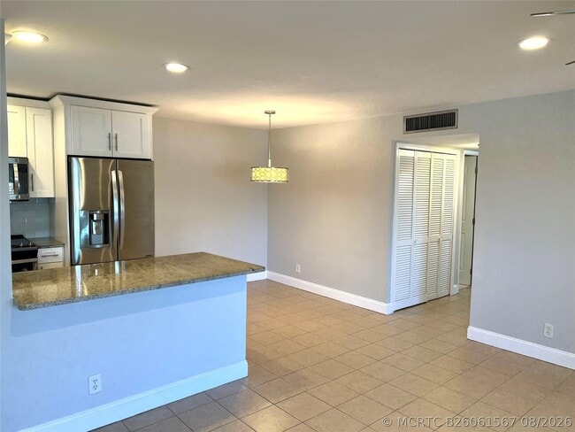 Photo - 2840 NE 14th St Unit 314A