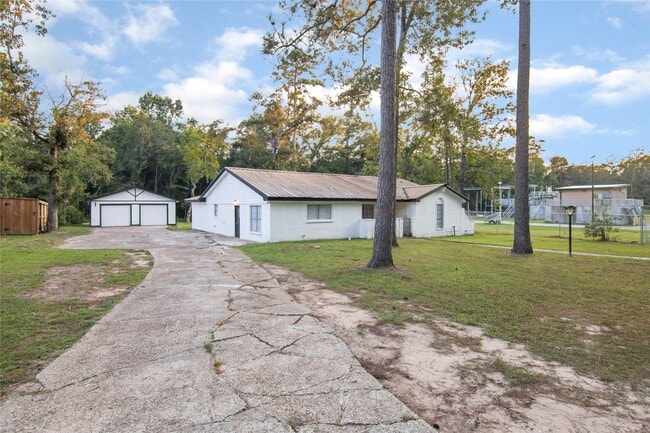 Photo - 1702 Athens Dr