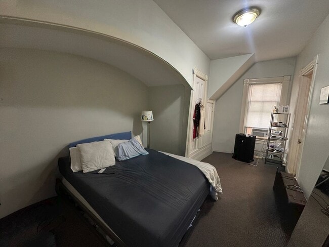 Photo - 176-182 Elmwood Ave Unit 3