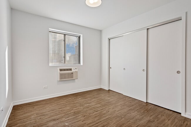 Photo - 5411 N Winthrop Ave