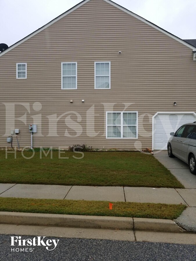 Photo - 255 Fieldview Ln