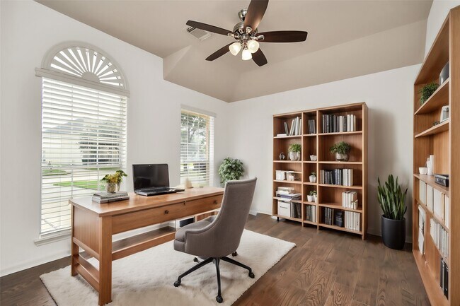 Photo - 25315 Walter Peak Ln