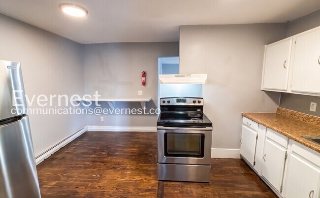 Photo - 32 Woodlawn Dr Unit 7