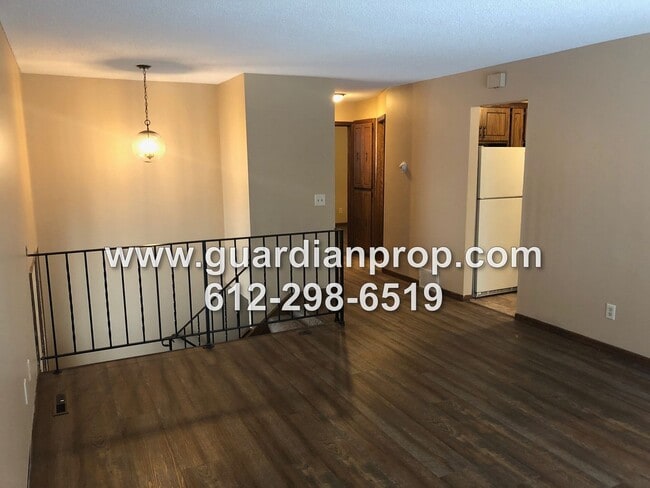 Building Photo - 2190-2194 Coon Rapids Blvd Unit 2194