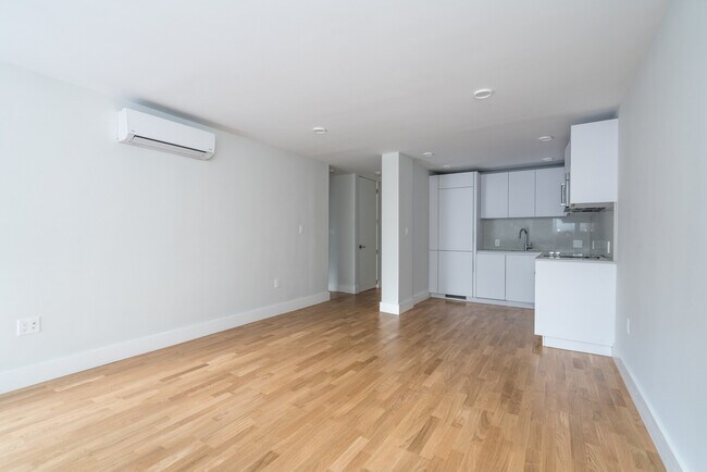 Photo - 330 Harvard St Unit J7