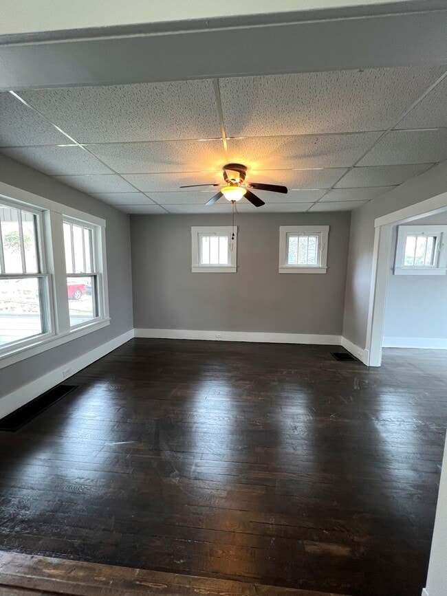 Photo - Charming 3 Bed, 1 Bath Home on a Quiet Street in Crafton Heights - Available 7/1!