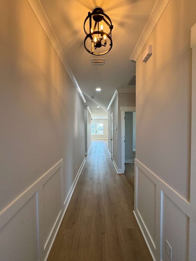 Photo - 1465 Forest Dr