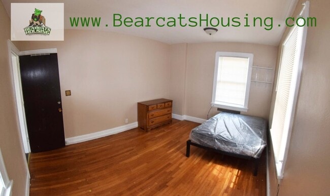 Photo - 123 Front St