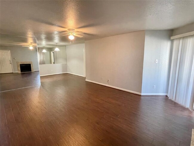 Photo - 9797 Leawood Blvd Unidad 1416