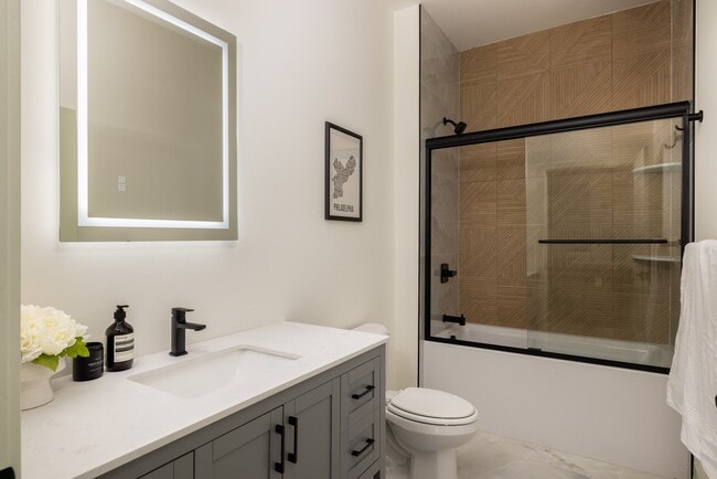 Photo - The Hawthorn