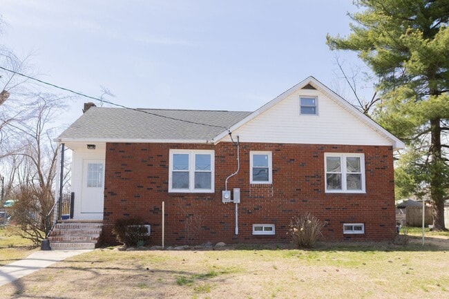 Building Photo - Brand new 3bed 2bath Single Family Home