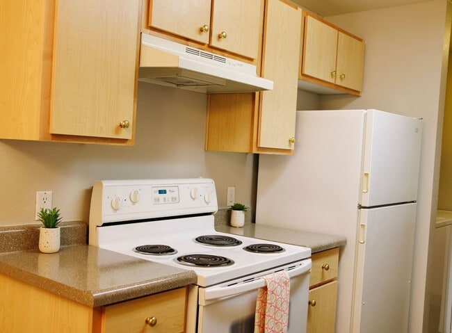 Photo - Powell Court Apartments Unit 35