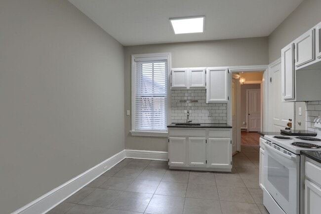 Photo - 1636 N 3rd St Unit Apt #2