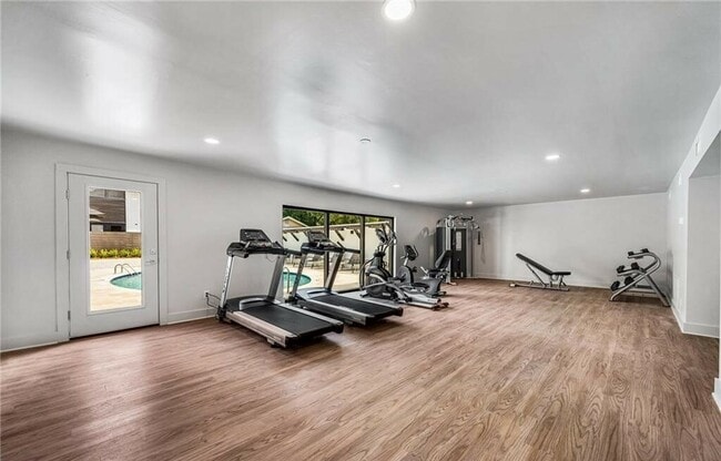 Photo - 3655 Old Shell Rd