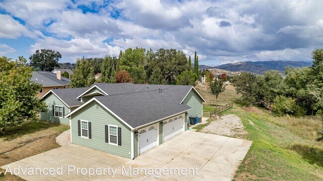 Photo - 3 br, 2 bath House - 28321 Pimlico Way