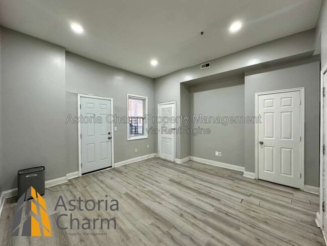 Photo - 1918 N Charles St Unidad 2