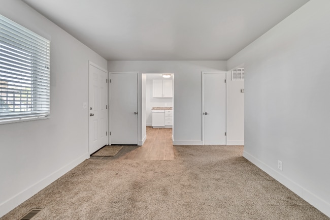 Photo - 2111 E 3300 S Unidad Apt A