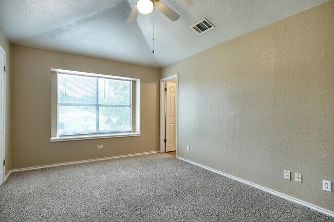 Photo - 8102 Willet Trail Unidad B