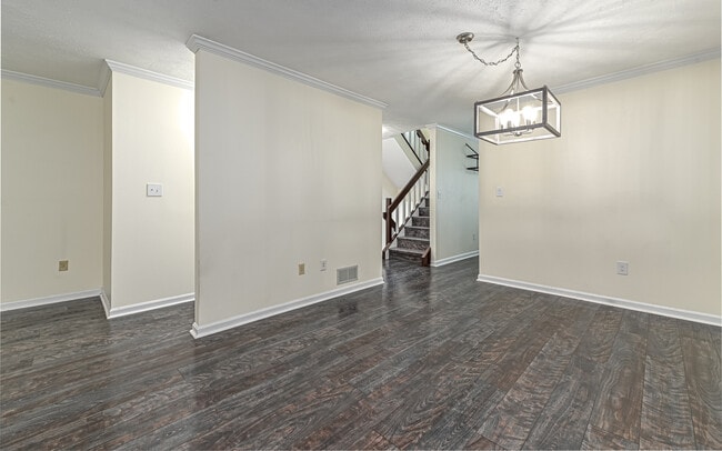 Photo - 417 Ten Point Ln