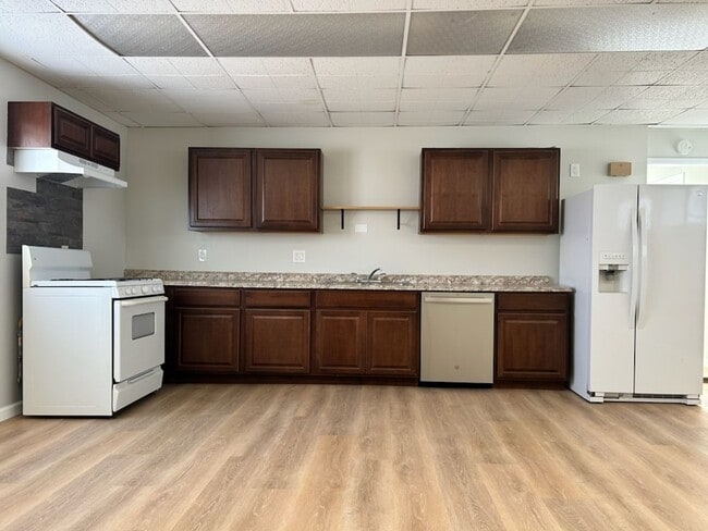 Photo - Please Contact VAUGHN REALTY to set up an appointment 760-446-6561