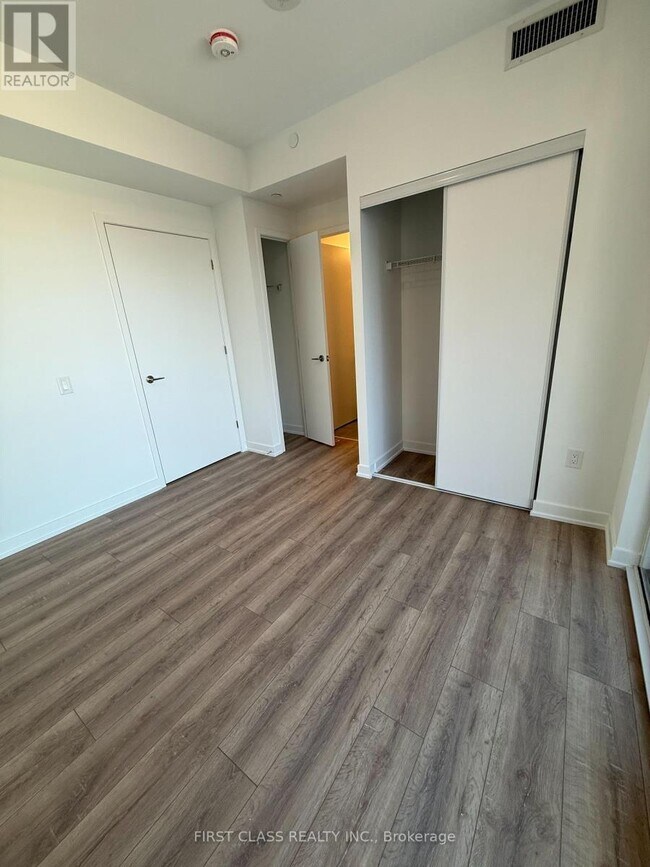 Photo - 634 Church St Unité 1603