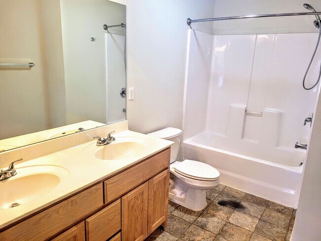 Photo - 16195 A&amp;B Hummingbird Unit 16195 B Hummingbird