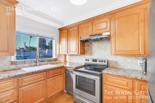 Photo - 11661 Erwin St