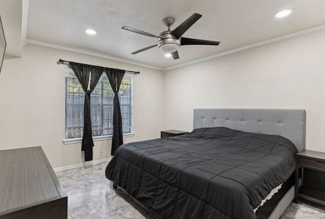 Photo - 923 Vance Jackson Rd Unit 147.8