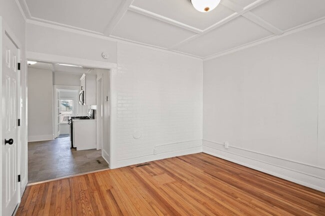 Building Photo - 17 Granite St Rental