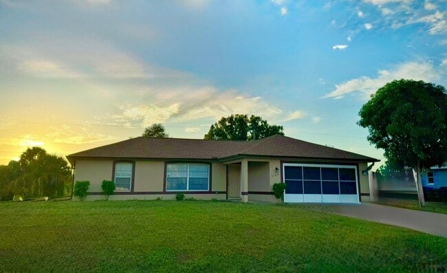 Photo - 2183 Hopwood Rd