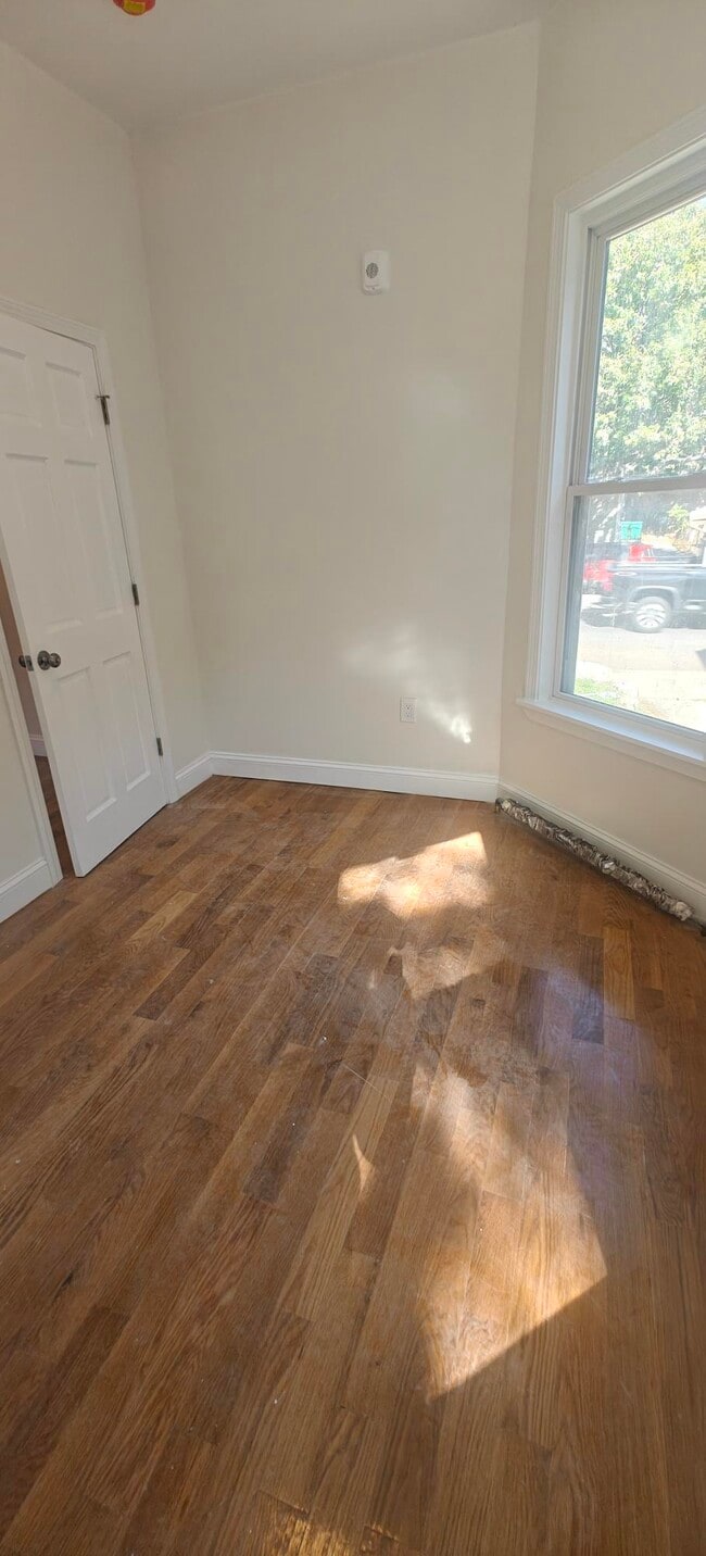 Photo - 122 Chestnut St Unit 1