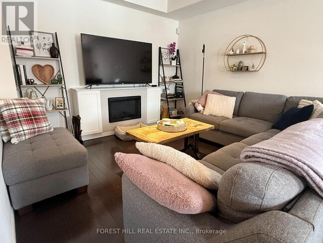 Photo - 42 Bert Tait Ln