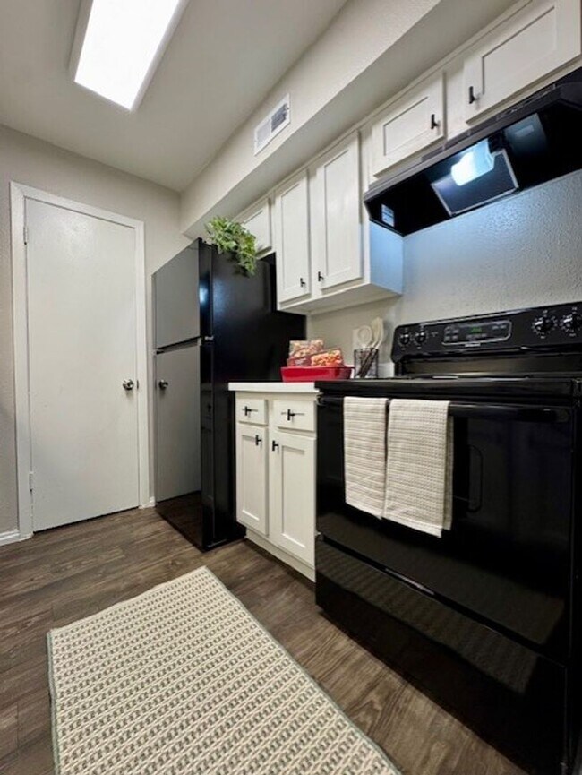 Photo - Creeks Edge Apartments