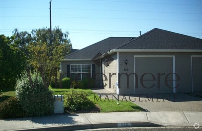 Building Photo - marinedup806/810 Unit 810 Rental
