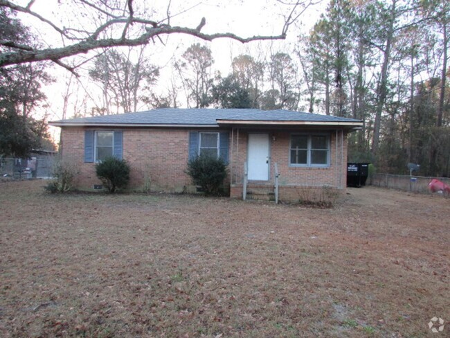 Building Photo - Near Lakewood High School Rental