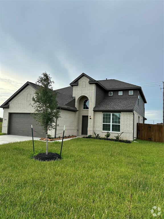Building Photo - 652 Woodhaven Lks Dr Rental