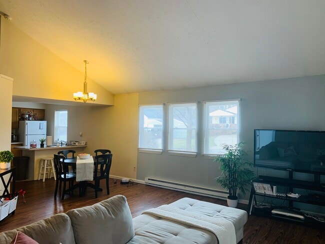 Photo - 1559 Olympus Dr Unit 1559