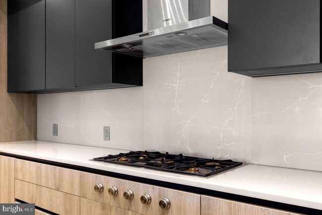 Photo - 724 Chestnut St