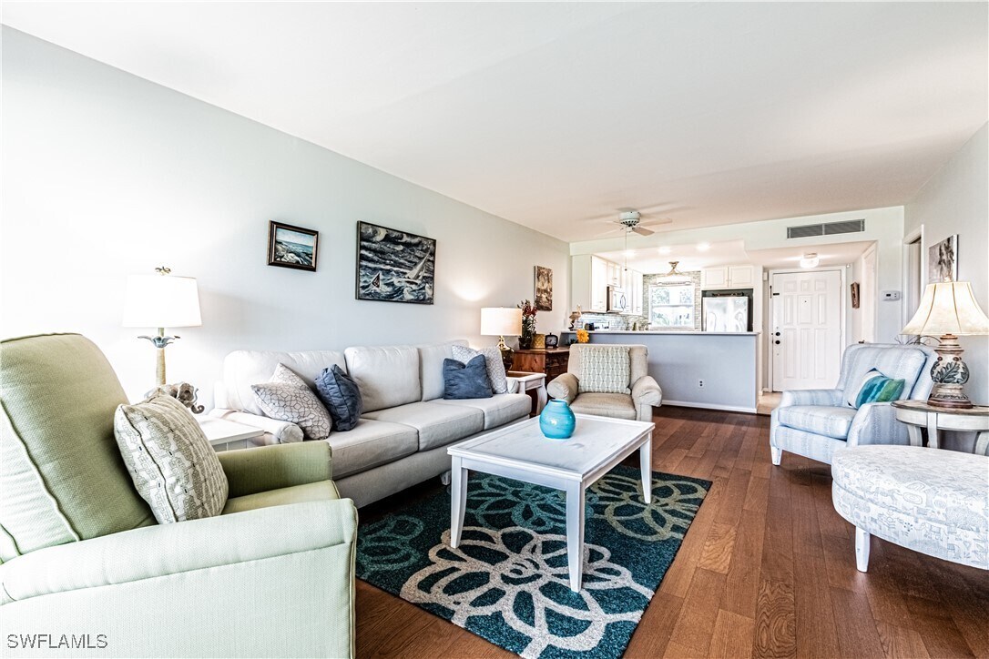 Photo - 1 High Point Cir W Unidad 102