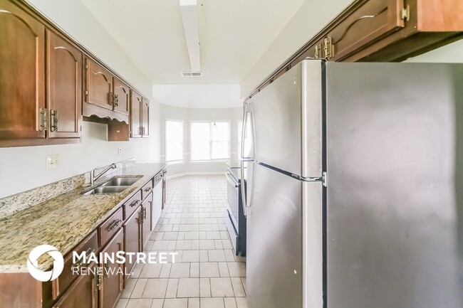 Photo - 6575 Pine Top Cir E