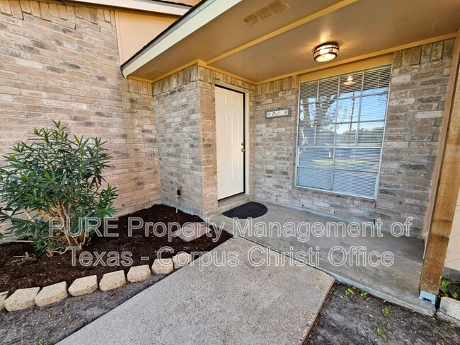 Photo - 4929 Cedar Pass Dr Unit Apt B4